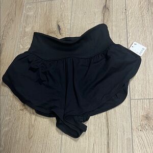 Free‎ People movement Game time Black Flowy Skorts